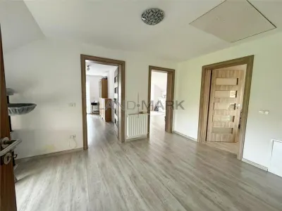 CASA individuala cu garaj, 5 camere, 3 bai Dumbravita zona lac Macilor - foto 13