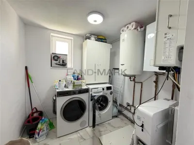 CASA individuala cu garaj, 5 camere, 3 bai Dumbravita zona lac Macilor - foto 7