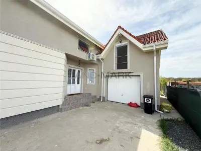 CASA individuala cu garaj, 5 camere, 3 bai Dumbravita zona lac Macilor - foto 10