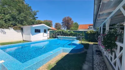 Vila de vanzare Timisoara, 3 dormitoare, piscina, garaj - Timisoara