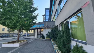 EXCLUSIVITATE! Cladire moderna de birouri, zona semicentrala - foto 2