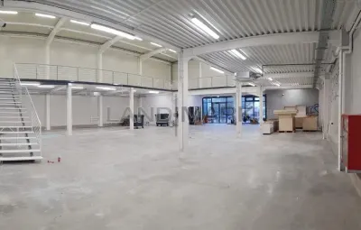 Spatiu comercial 890 mp, zona Girocului, parcare privata. - foto 2