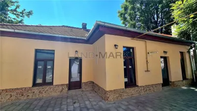 Apartament / Casa cu 2 camere ultracentral, zona Piata Victoriei - foto 1