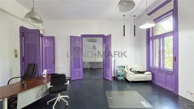 COMISION 0% APARTAMENT 4 CAMERE CLADIRE ISTORICA PIATA MOCIONI - Timisoara