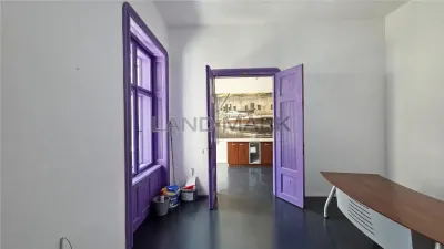 COMISION 0% APARTAMENT 4 CAMERE CLADIRE ISTORICA PIATA MOCIONI - foto 4