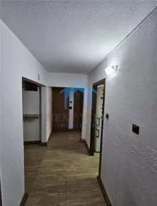 Apartamente 3 camere, Intre Lacuri - foto 6