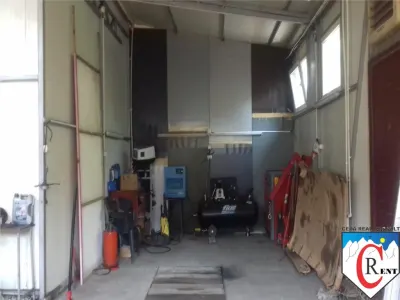 Service auto funcțional, dotat şi utilat complet - foto 8
