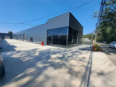 Showroom cu hala 1440 mp - curte - vizibilitate din Centura - S1 - Bucuresti