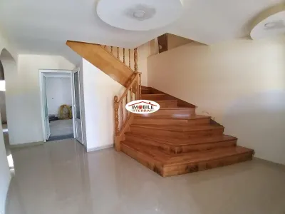 Casa spatioasa de vanzare in Cisnadie - foto 12