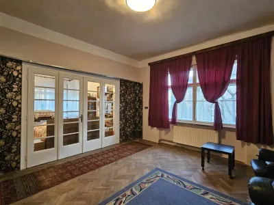 Casa cu 900 mp teren zona Calea Poplacii aproape de Parcul Sub Arini - foto 4