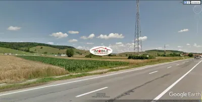 Teren de vanzare in Cristian la DN 1 pretabil afacere! - Cristian