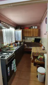 Apartament la casa Piata Cibin, cu geamuri la strada - foto 5