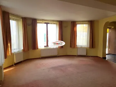 Casa de inchiriat pentru locuit sau firma pe Cl. Dumbravii - Sibiu