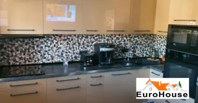 Apartament cu 3 camere de vanzare in Alba Iulia - foto 1