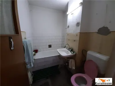 Apartament cu 3 camere de vanzare in Alba Iulia - foto 5
