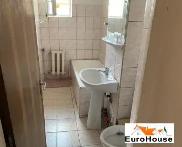 Apartament cu 3 camere de vanzare in Alba Iulia Zona Caroline - foto 6