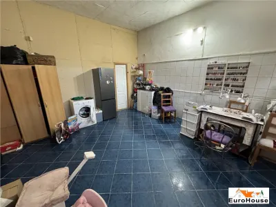 Apartament pretabil si pentru spatiu comercial de vanzare in Alba Iulia - foto 7