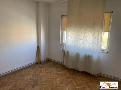 Apartament cu 3 camere de vanzare in Alba Iulia - foto 3