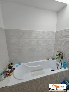 Casa insiruita - colt  de vanzare in Alba Iulia - foto 11