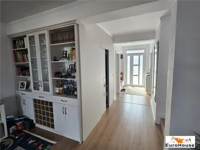 Casa insiruita - colt  de vanzare in Alba Iulia - foto 3