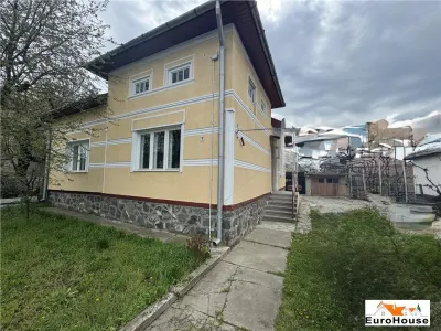 Casa cu teren de vanzare in Alba Iulia zona Cetate - Alba Iulia