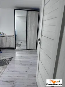 apartament cu 3 camere de vanzare in Alba Iulia - foto 5