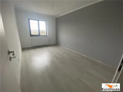 Apartament cu 3 camere de vanzare in Alba Iulia - foto 5