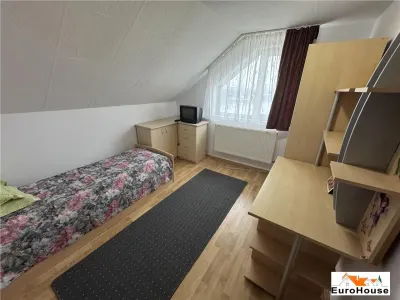 Apartament cu 3 camere la vila de vanzare in Alba Iulia - foto 12