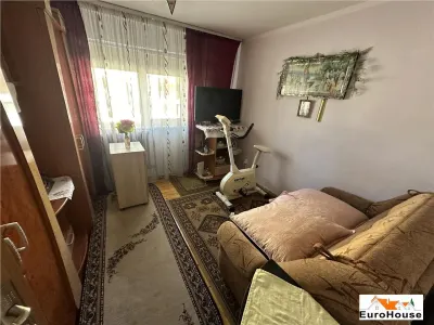 Apartament cu 3 camere de vanzare in Alba Iulia - foto 5