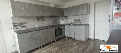Apartament cu 4 camere de vanzare in Alba Iulia - foto 1