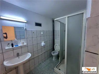 Casa de vanzare zona Centru pretabila pentru birouri - foto 11