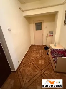 Apartament cu 5 camere de vanzare in Alba Iulia Centru - foto 9