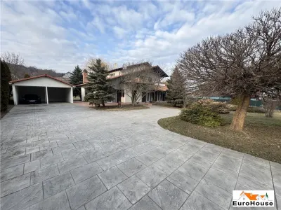 Casa superba de vanzare in Alba Iulia - foto 2