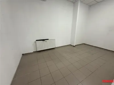 SPATIU COMERCIAL 100 MP – POZITIE ULTRACENTRALA, VIZIBILITATE EXCELENTA - foto 10