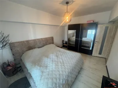Ap 3 cam, et 2/3,86 mp utili, zona Gerald-B-dul Brailei renovat - foto 8