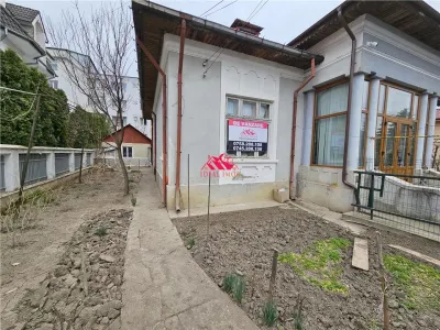 Casa de Vanzare Zona Centrala - foto 1