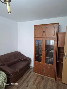 Apartament 3 camere, cu centrala proprie - foto 5