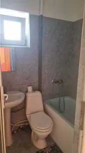 Apartament de vanzare - 2 camere, decomandat | Zona Traian - foto 7