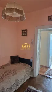Casă de vanzare - Eleganță interbelică in centrul Ramnicului Valcea - foto 11