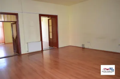 Spatiu de Inchiriat pentru Birouri in Zona Ultracentrala - foto 2