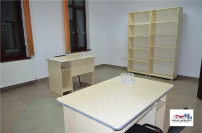 Spatiu pentru Birouri de Inchiriat in Zona Semicentrala - foto 2