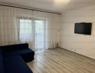 Garsoniera semidecomandata - zona Garii - Brasov