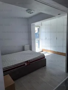 Apartament 2 camere, decomandat - zona Tractorul - foto 5