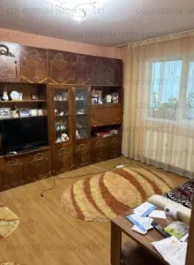 Apartament 2 camere, semidecomandat - zona Florilor - Brasov