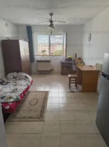 Camera de camin cu baie si bucatarie - zona Uzina 2 - Brasov