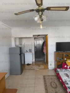 Camera de camin cu baie si bucatarie - zona Uzina 2 - foto 2