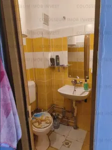 Camera de camin cu baie si bucatarie - zona Uzina 2 - foto 5