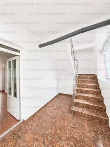 Casa de inchiriat | pretabil birouri | Racadau - foto 11