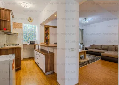 Apartament 2 camere | Centrul Istoric | Mobiat si Utilat | Curte Comuna - foto 4