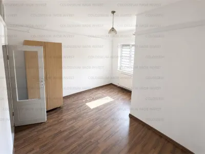 Garsoniera decomandata | 22 mp | Centrul Civic - Brasov